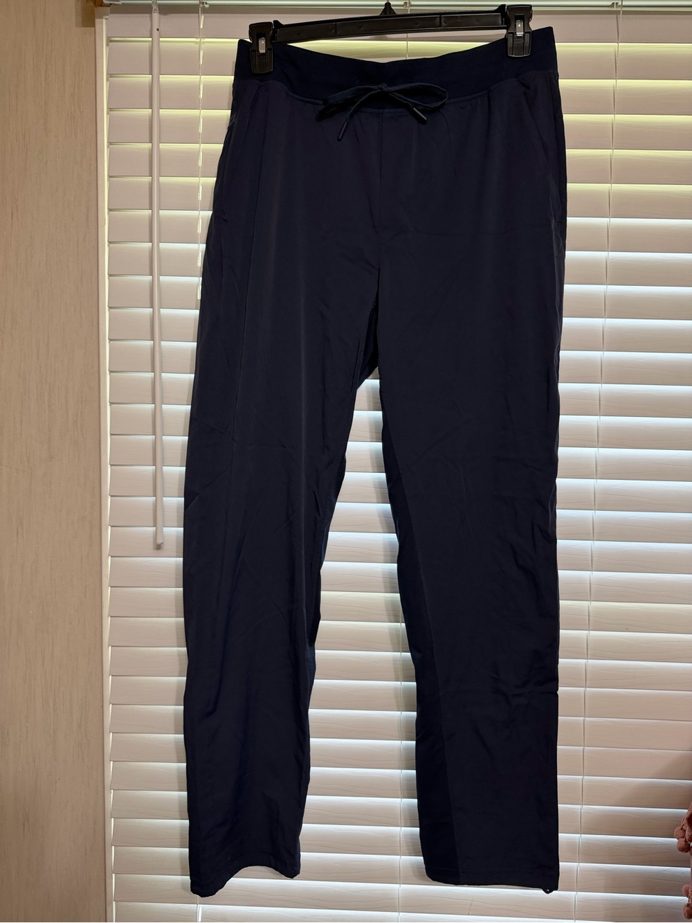 Women’s lululemon Navy Drawstring Pants